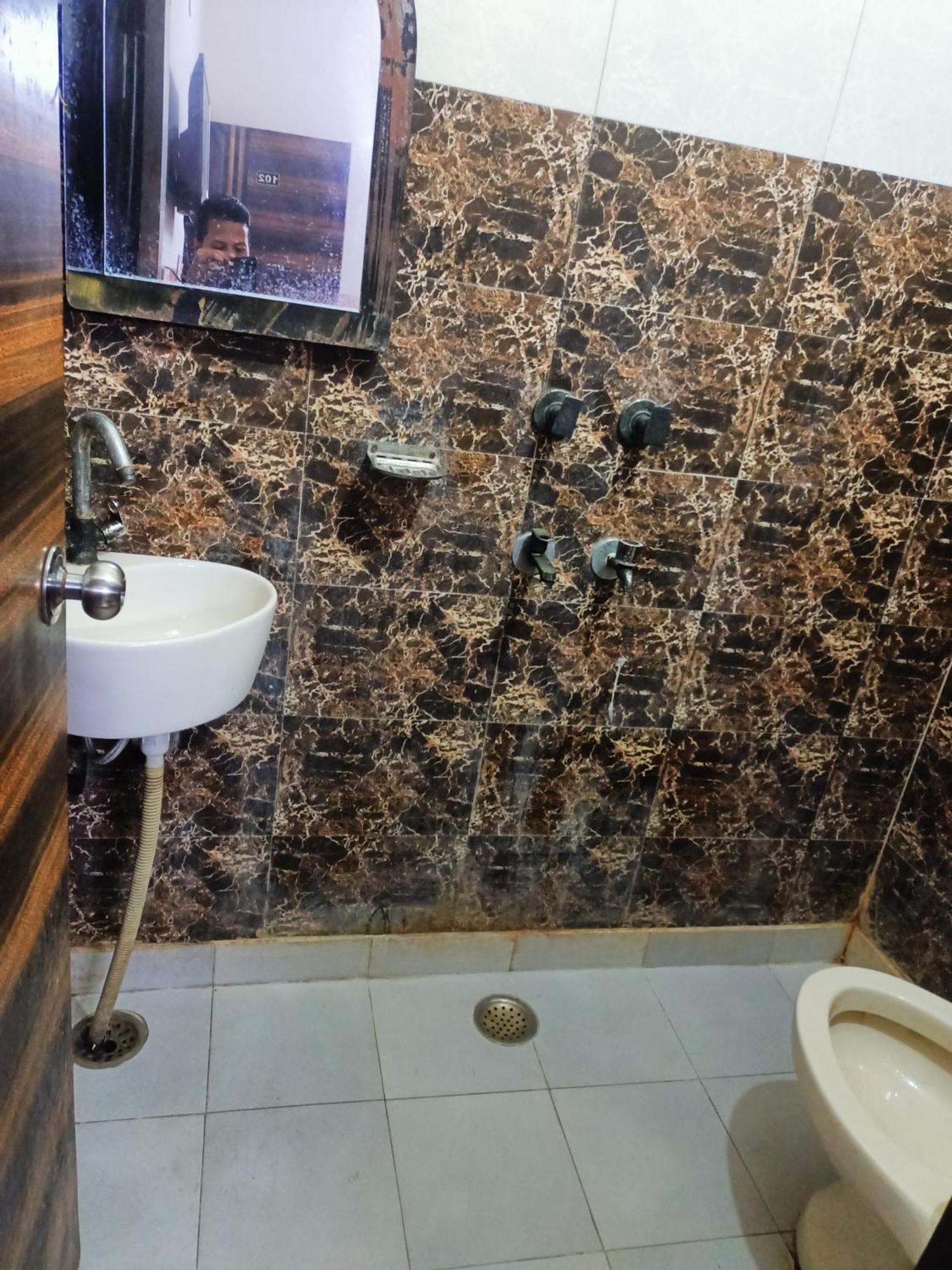 Hotel Royal India - Vijay Enclave Neu-Delhi Exterior foto